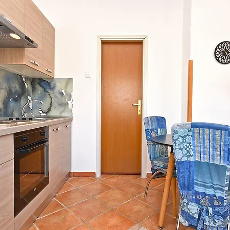Apartment Manola 1550